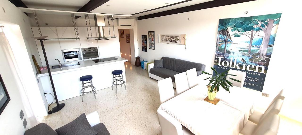 Elisabeth Waterfront Apartment Venice Exterior photo